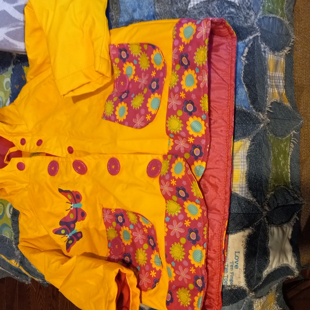 Rain jacket - Picture 3 of 9